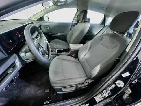 Used 2025 Kia K4 FWD image 13