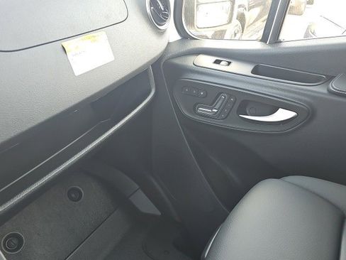 New 2026 Mercedes-Benz Sprinter 2500 image 32