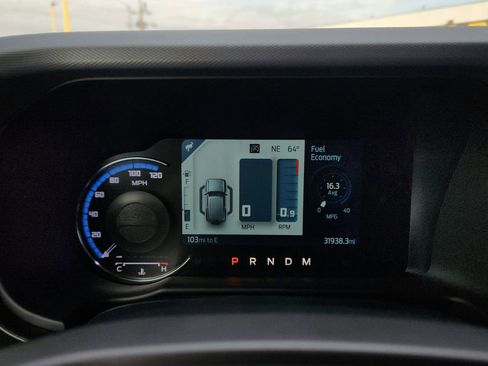 Used 2023 Ford Bronco Black Diamond image 12