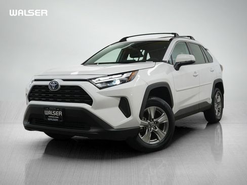 Used 2024 Toyota RAV4 XLE AWD/4WD image 1