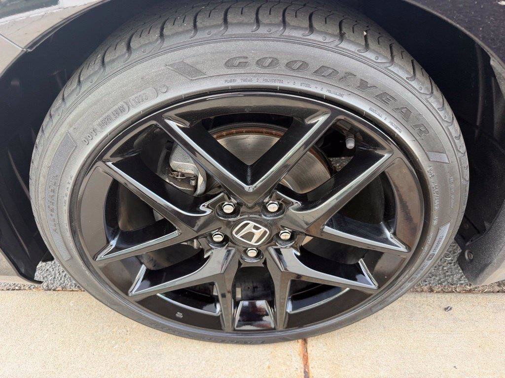 Used 2023 Honda Civic Sport image 25