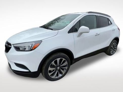 Used 2022 Buick Encore Preferred w/ Safety Package image 4