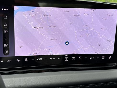 New 2027 Audi A6 e-tron Premium Plus AWD/4WD image 18