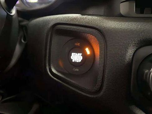 Used 2024 Jeep Wrangler Unlimited image 56