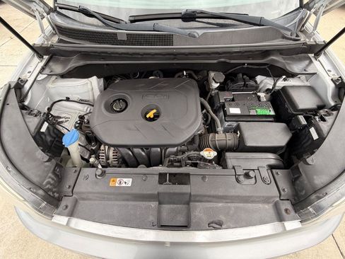 Used 2019 Kia Soul + FWD image 8