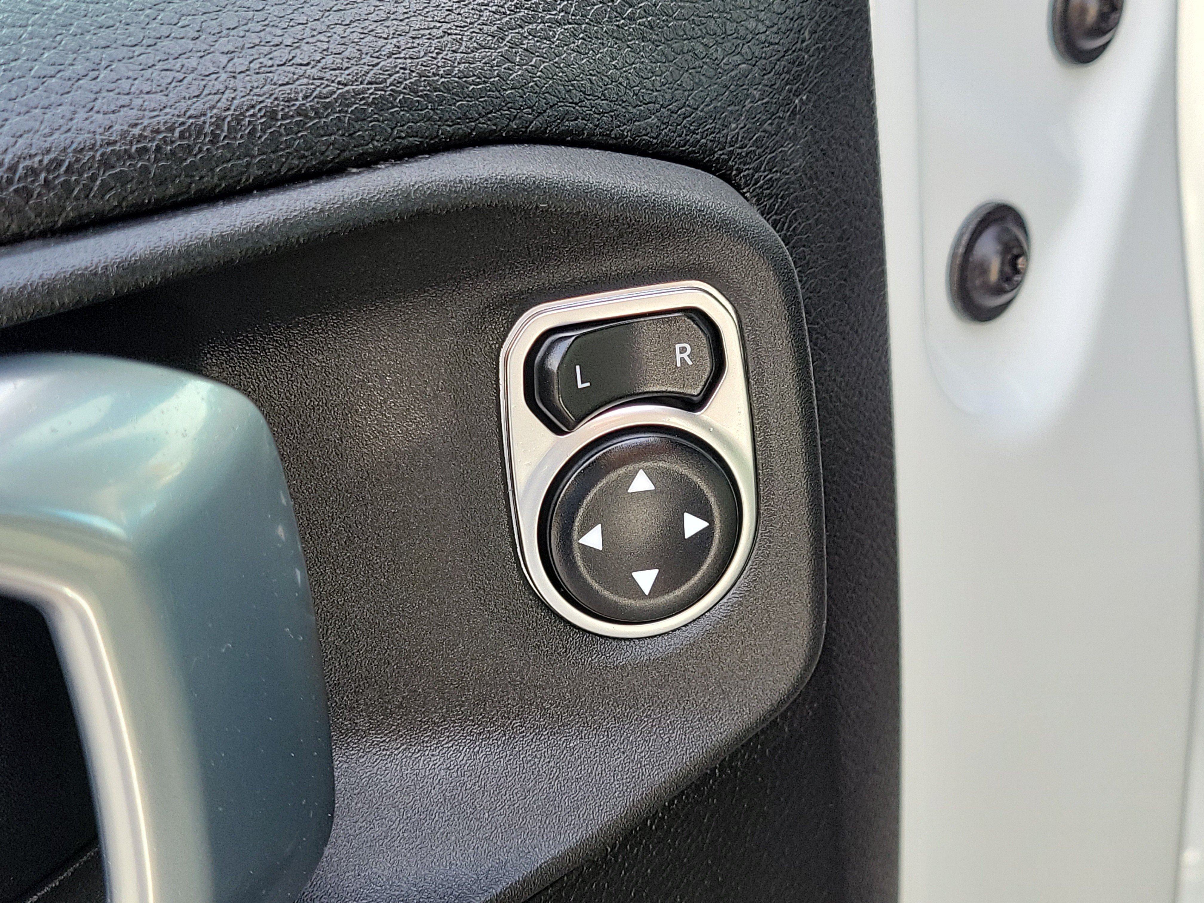 Used 2024 Jeep Wrangler Unlimited Sport AWD/4WD image 18