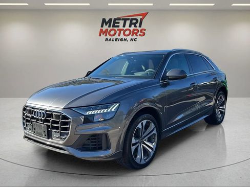 Used 2021 Audi Q8 Prestige image 13