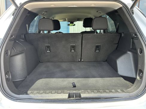 Certified 2022 Chevrolet Equinox LT FWD image 28