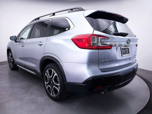 Used 2023 Subaru Ascent Limited AWD/4WD image 13