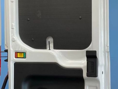 New 2026 Ford Transit 250 148 Medium Roof w/ Load Area Protection Package image 32