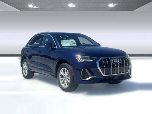 New 2025 Audi Q3 2.0T Premium image 7