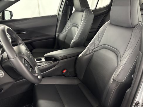 Used 2024 Lexus UX 250h FWD image 27