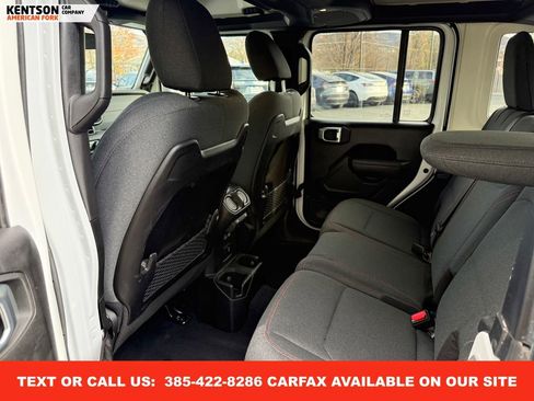 Used 2025 Jeep Wrangler Unlimited Rubicon image 28