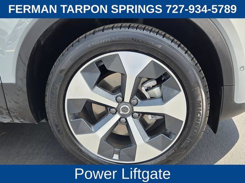 Certified 2026 Volvo XC40 B5 Plus AWD/4WD image 13