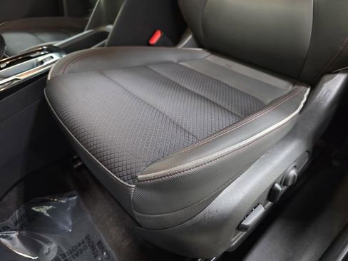 Used 2022 Chevrolet TrailBlazer RS FWD image 27