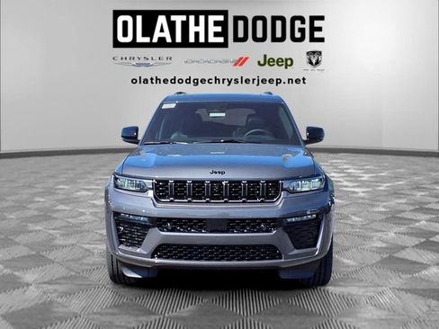 New 2026 Jeep Grand Cherokee L Limited AWD/4WD image 31