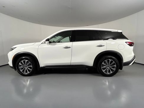 Used 2023 INFINITI QX60 Pure AWD/4WD image 4
