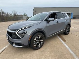 Used 2025 Kia Sportage EX video 1