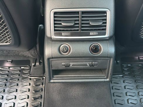 Used 2015 Audi Q7 3.0T Premium Plus AWD/4WD image 30