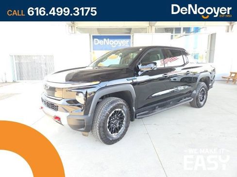 New 2026 Chevrolet Silverado EV Trail Boss image 1
