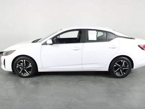 Certified 2024 Nissan Sentra SV FWD image 15