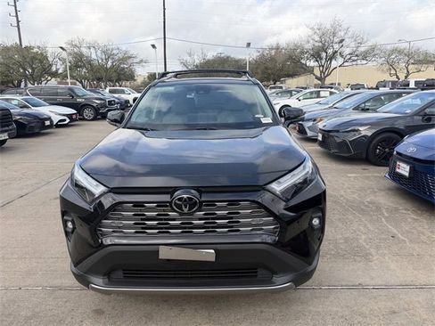 Used 2025 Toyota RAV4 Limited image 2