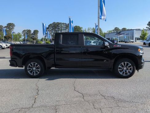 Used 2023 Chevrolet Silverado 1500 RST w/ Z71 Off-Road Package image 2