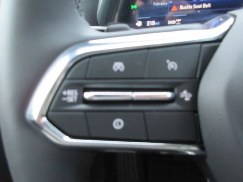 New 2026 Chevrolet Equinox LT w/ Convenience Package II image 25