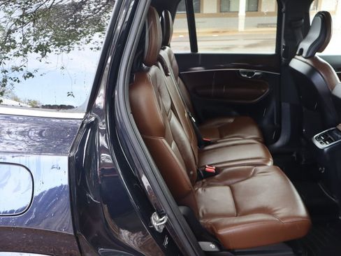 Used 2019 Volvo XC90 T6 Momentum w/ Advanced Package AWD/4WD image 23