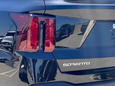 New 2026 Kia Sorento EX AWD/4WD image 4