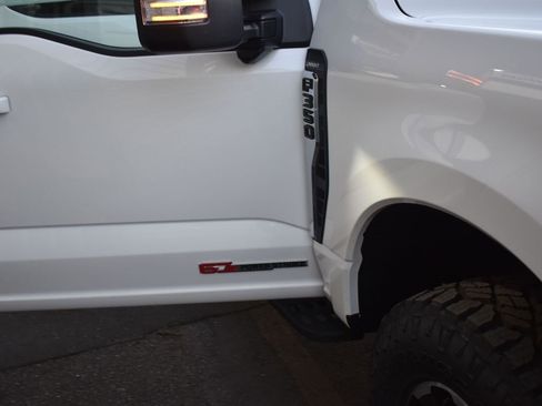 New 2025 Ford F350 Lariat w/ Lariat Ultimate Package image 14