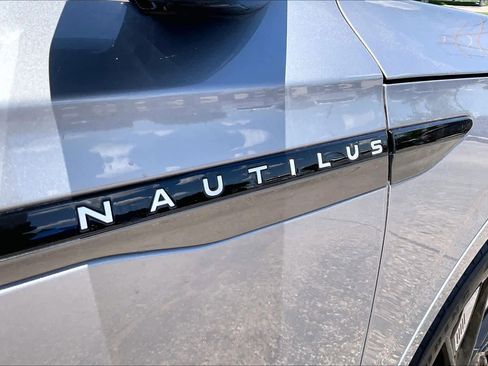 Used 2024 Lincoln Nautilus Reserve w/ Equipment Group 202A AWD/4WD image 30