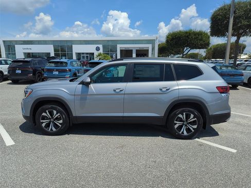 New 2026 Volkswagen Atlas SE image 9