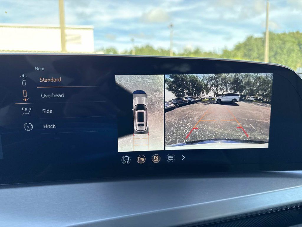 New 2027 Cadillac Vistiq Sport AWD/4WD image 25