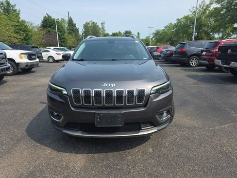 Used 2019 Jeep Cherokee Limited AWD/4WD image 2