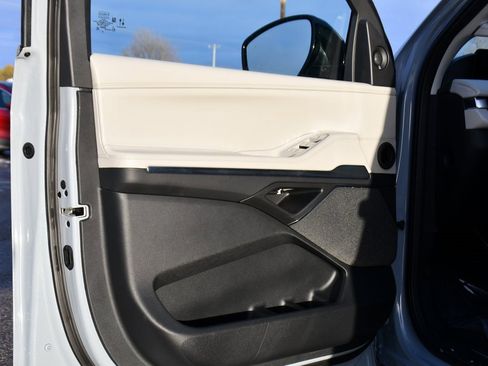 New 2025 Lincoln Navigator Reserve image 25