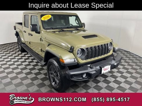 Used 2026 Jeep Gladiator Sport AWD/4WD image 1