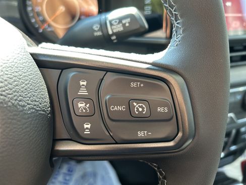 New 2025 Jeep Gladiator Sport image 41