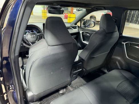 Used 2023 Toyota RAV4 SE w/ Weather & Moonroof Package AWD/4WD image 29