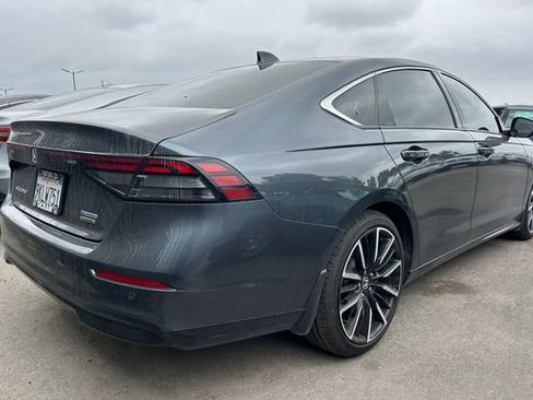Used 2024 Honda Accord Touring image 5