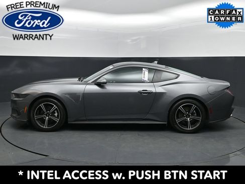 Used 2025 Ford Mustang Coupe RWD image 5