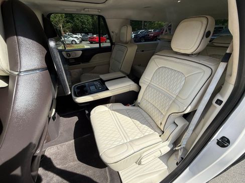 Used 2018 Lincoln Navigator L Black Label w/ Cargo Package image 39