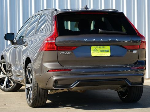 Used 2024 Volvo XC60 T8 Ultimate w/ Protection Package Premier image 6