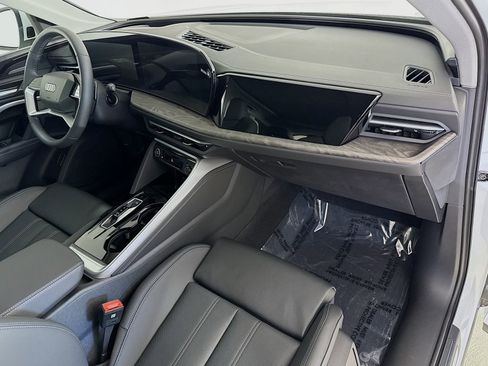 New 2025 Audi Q5 Premium Plus image 30