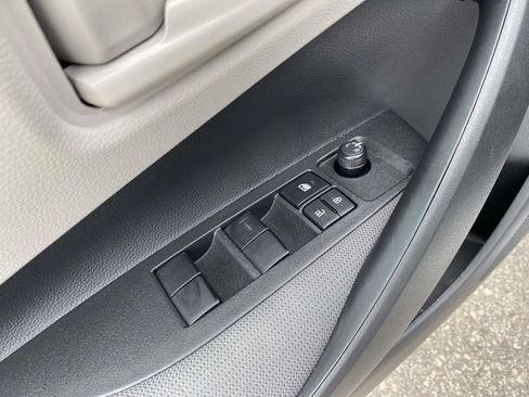 Used 2026 Toyota Corolla LE FWD image 19