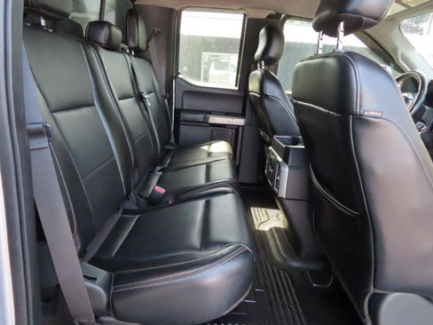 Used 2017 Ford F550 4x4 SuperCab Super Duty image 41