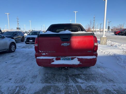 Used 2009 Chevrolet Avalanche LTZ image 11