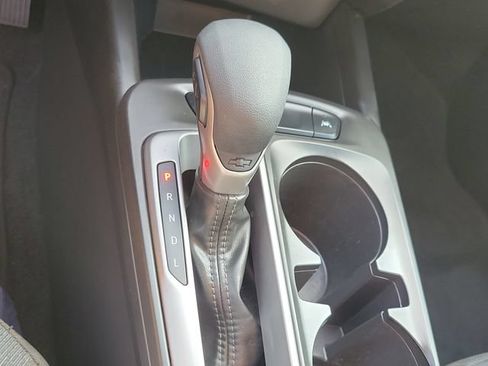 Used 2024 Chevrolet Trax LS FWD image 26