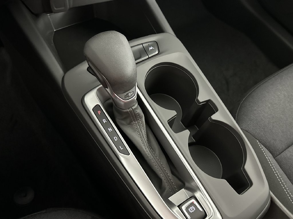 New 2026 Chevrolet Trax LS w/ LS Convenience Package FWD image 17