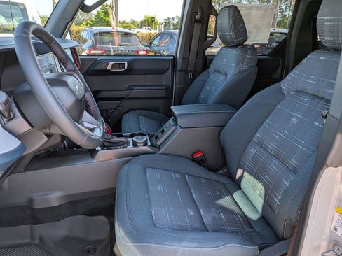 New 2026 Ford Bronco Heritage Edition AWD/4WD image 11